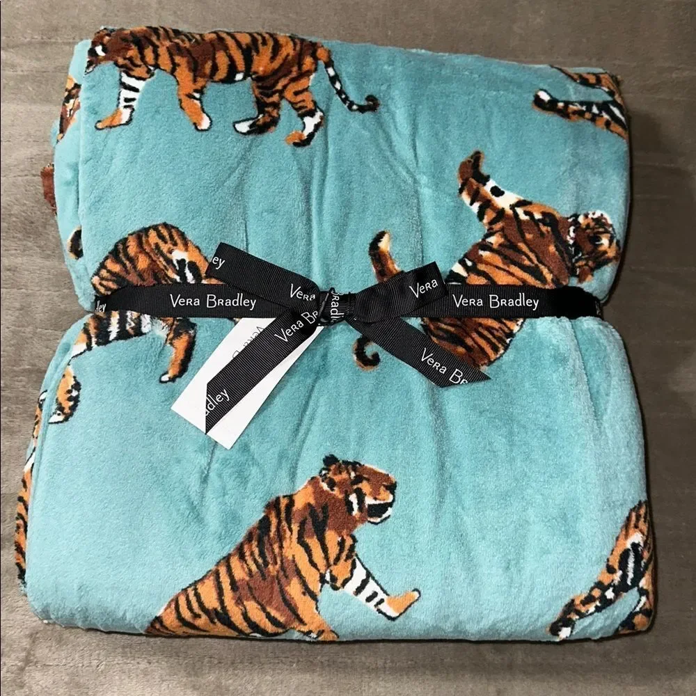 VERA BRADLEY Teal Bali Tigers Essential Throw Blanket in Fleece